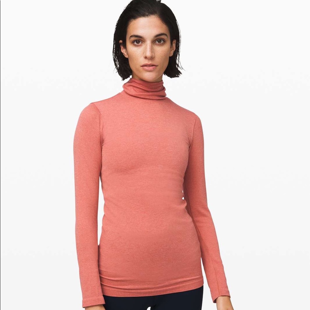 Lululemon Yin Vibes Turtleneck size 6